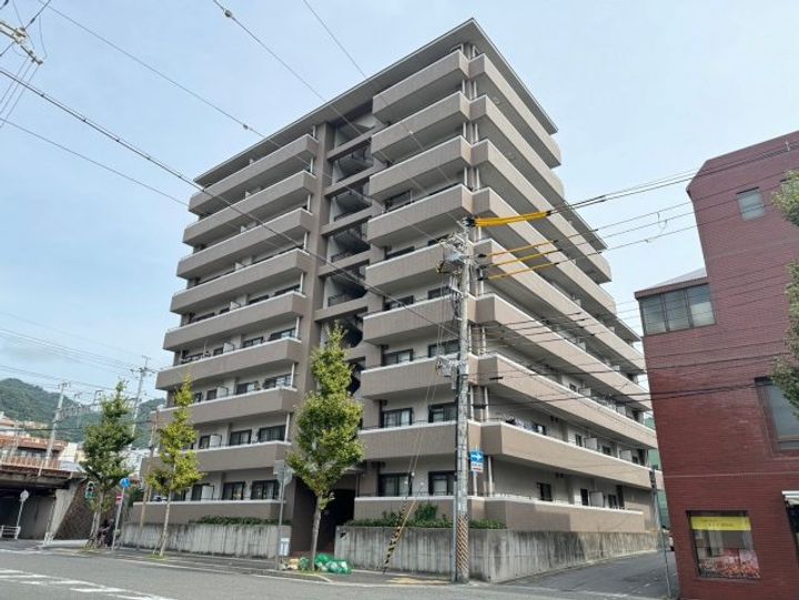 フィール神戸の外観