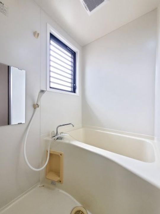 シャインスリーの風呂