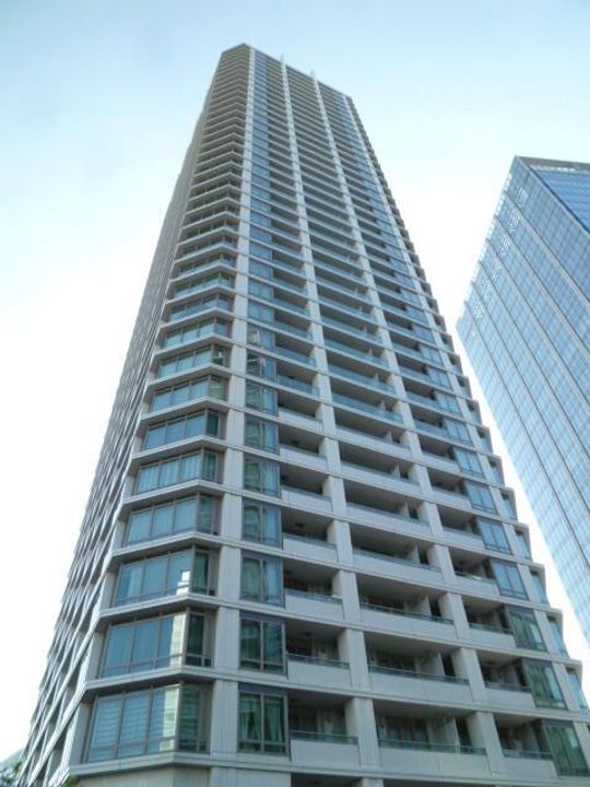 ナビューレ横浜タワーレジデンスの外観