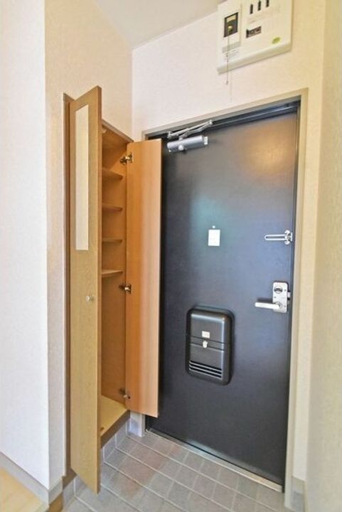 ハッピーバレイの玄関