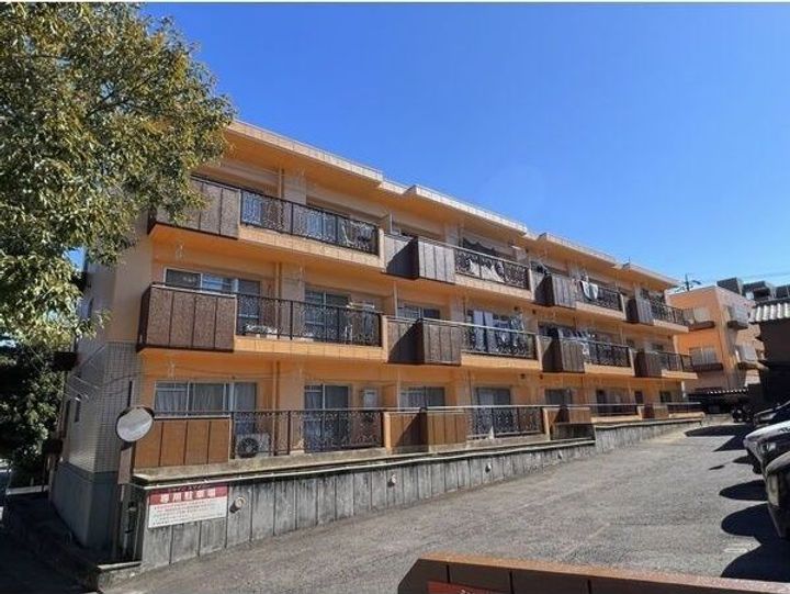 シャインスマイリー304の外観