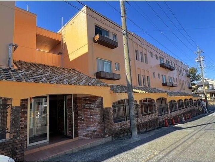 シャインスマイリー304の外観