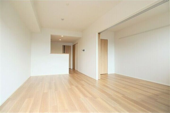 ex240Ⅲ(エクスニシオスリー)の居間