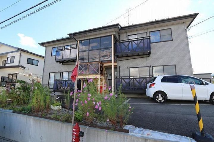 ベルマティアルファ101の間取り