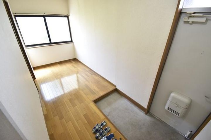 サンライト102の玄関