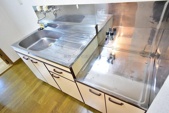 アーバンハイツ新屋駅前B棟203のキッチン