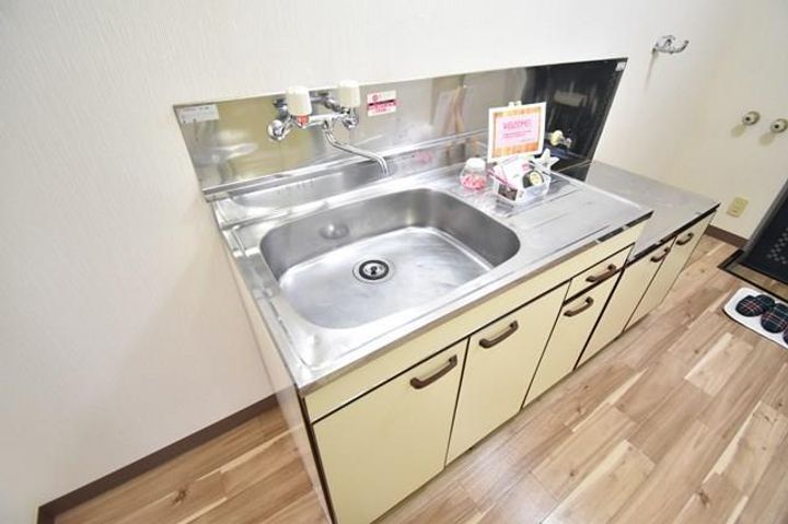 メゾン三浦105のキッチン