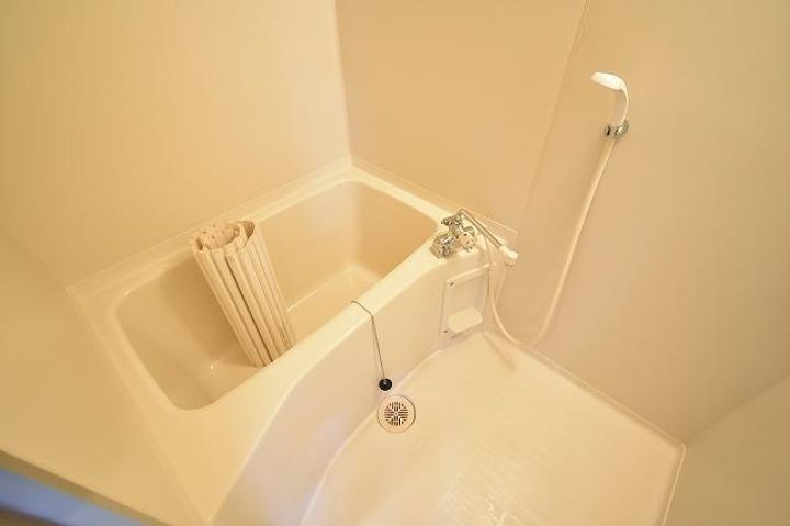 メゾン・ド・ノア飯島302の風呂