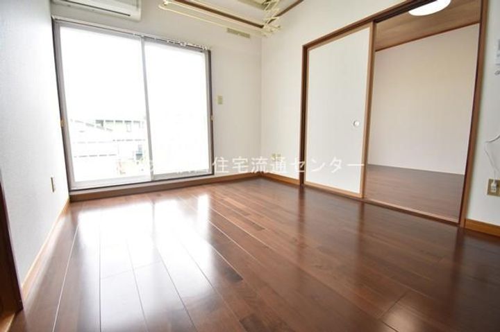 ベルマティシグマ201の居間