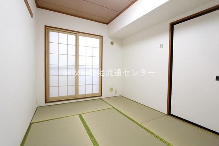 トーカンマンション中通708の寝室