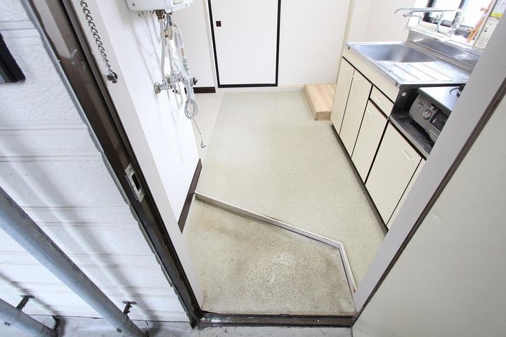 城下町ハイツ201の玄関