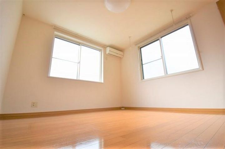 ヴィエルジュ101の居間