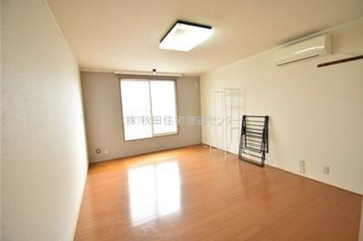 土崎港中央三丁目 K邸2Fの居間