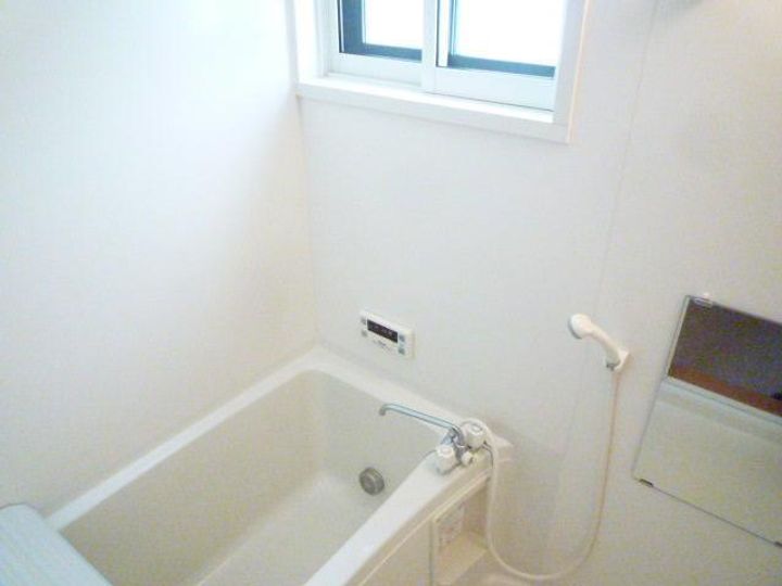 メゾンド菅原三八  E105の風呂