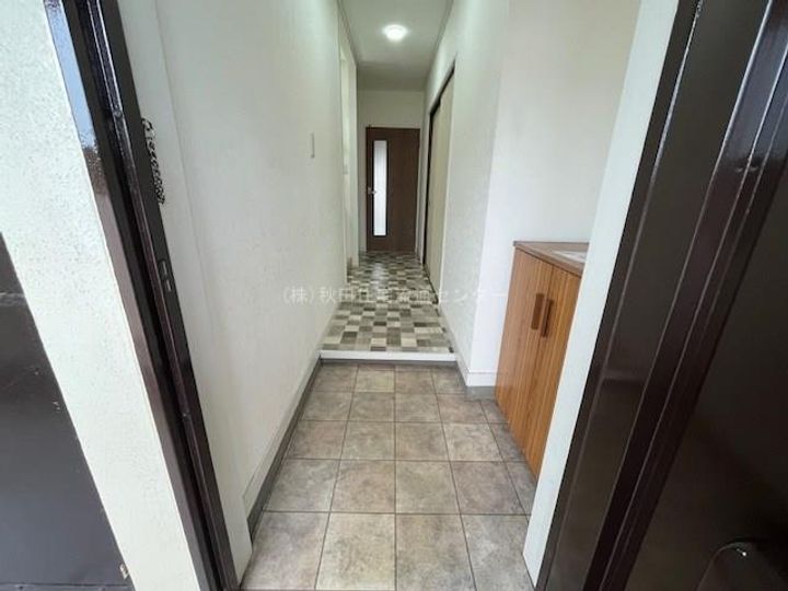 ラ・スペランツァ山王206の玄関