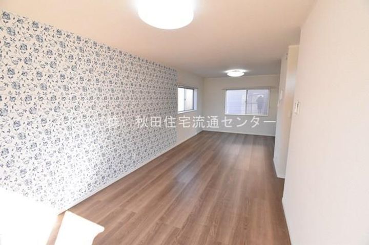 レジデンス桑原B101の居間