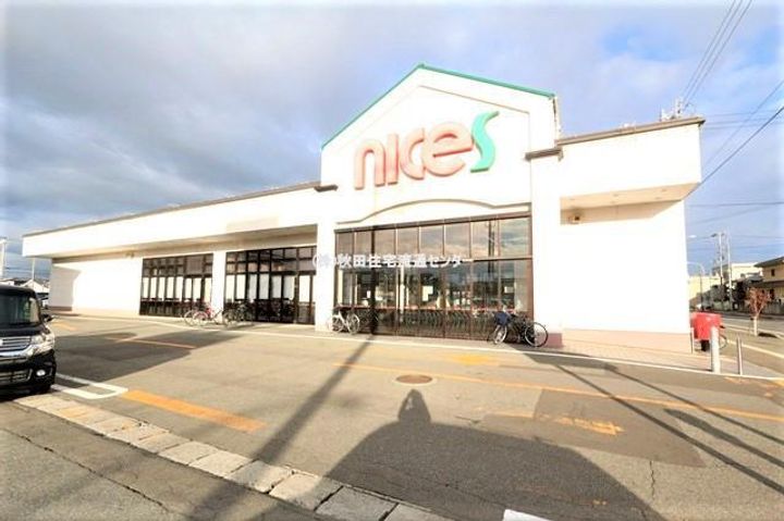 ウィット富樫の周辺