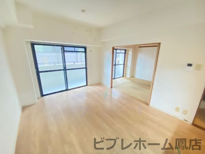 大阪府高石市西取石7丁目(マンション)の賃貸物件の居間