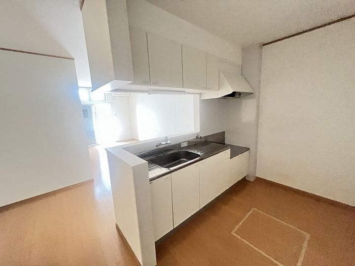 大阪府和泉市黒鳥町2丁目(アパート)の賃貸物件のキッチン