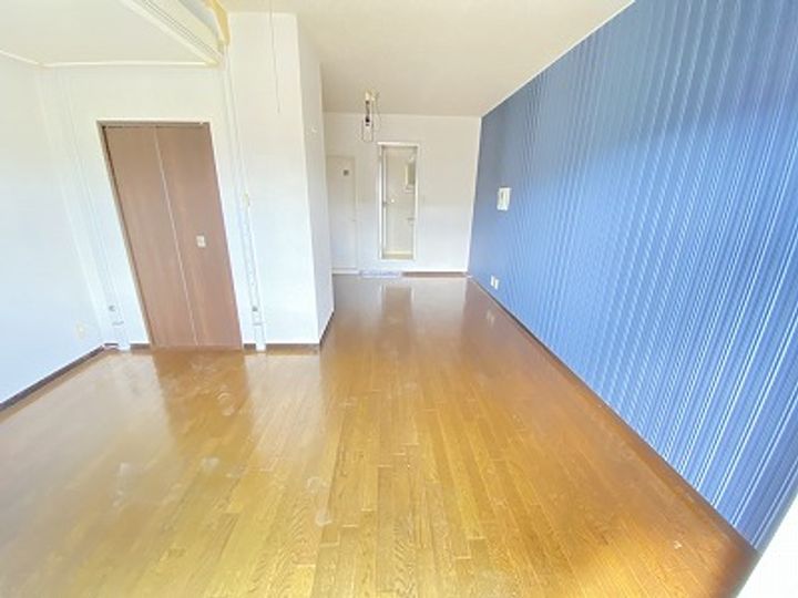 大阪府和泉市池上町(マンション)の賃貸物件の居間