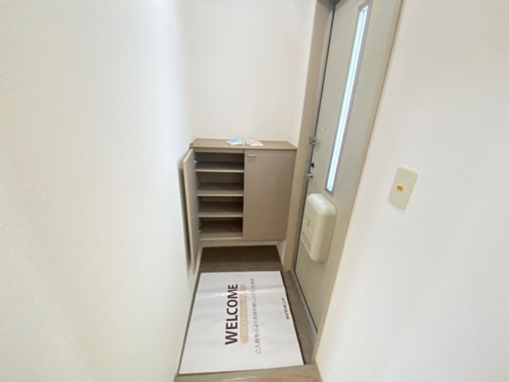 大阪府泉大津市我孫子2丁目(アパート)の賃貸物件の玄関