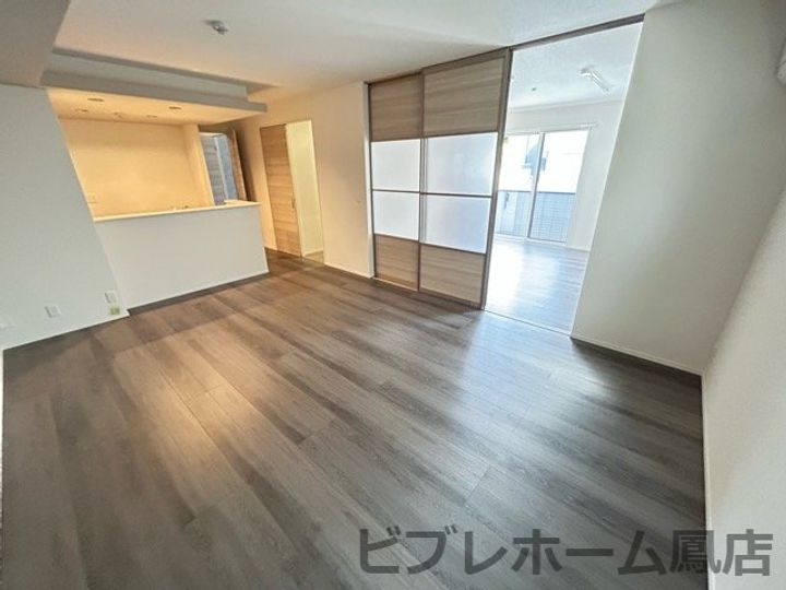 大阪府堺市西区浜寺諏訪森町西3丁(アパート)の賃貸物件の居間