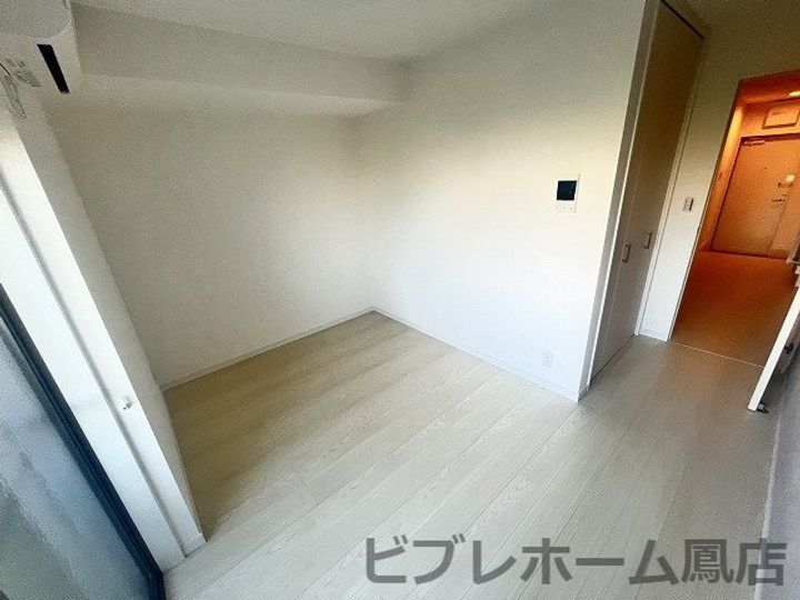 大阪府堺市西区下田町(アパート)の賃貸物件の居間