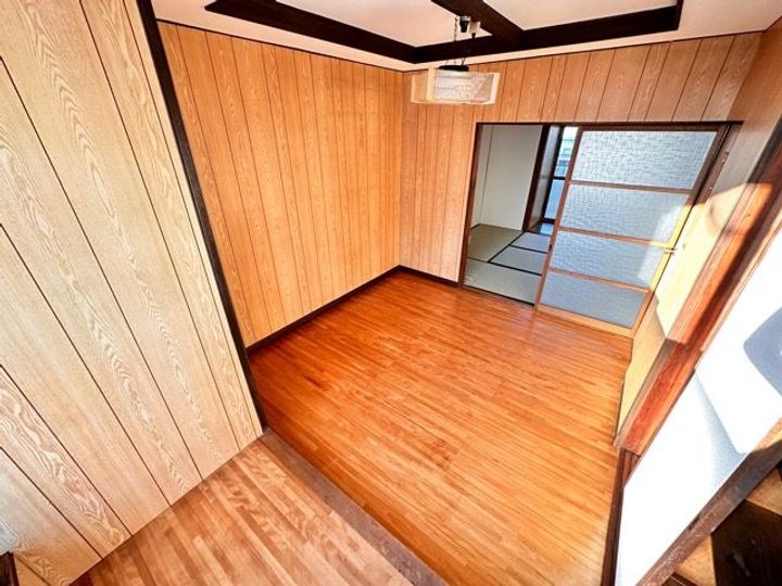 大阪府堺市西区鳳中町9丁(テラスハウス)の賃貸物件の寝室