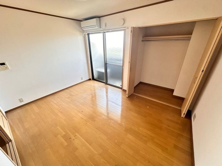 大阪府和泉市府中町4丁目(マンション)の賃貸物件の居間