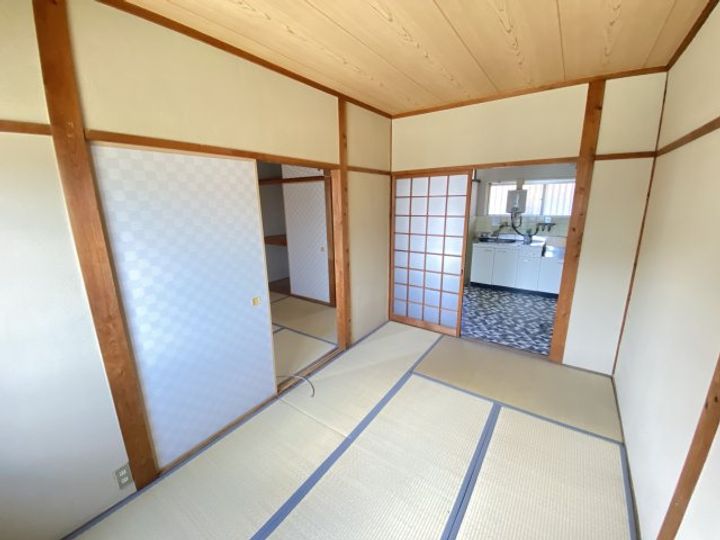 大阪府堺市西区鳳西町1丁(アパート)の賃貸物件の居間