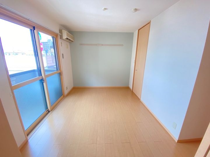 大阪府泉大津市池浦町1丁目(アパート)の賃貸物件の寝室