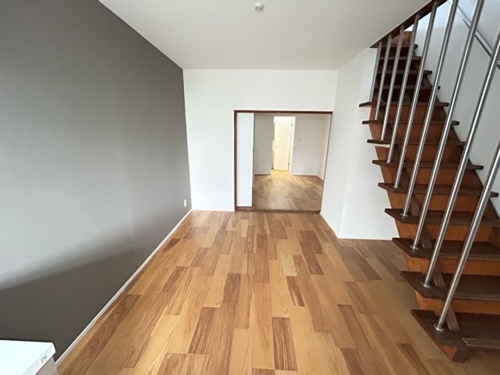 大阪府堺市西区鳳中町8丁(テラスハウス)の賃貸物件の居間