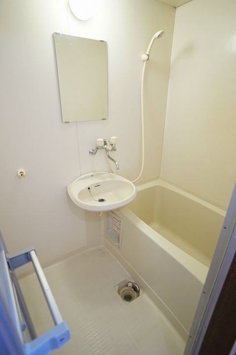 ニューシティ今之浦103の風呂