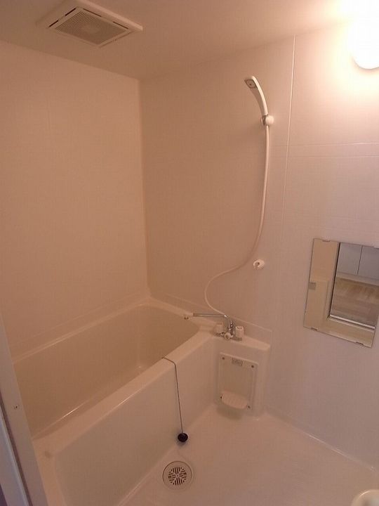 ソレアード(吉田町)の風呂