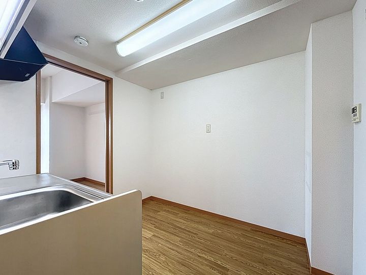 アルベルゴ三松館303のキッチン