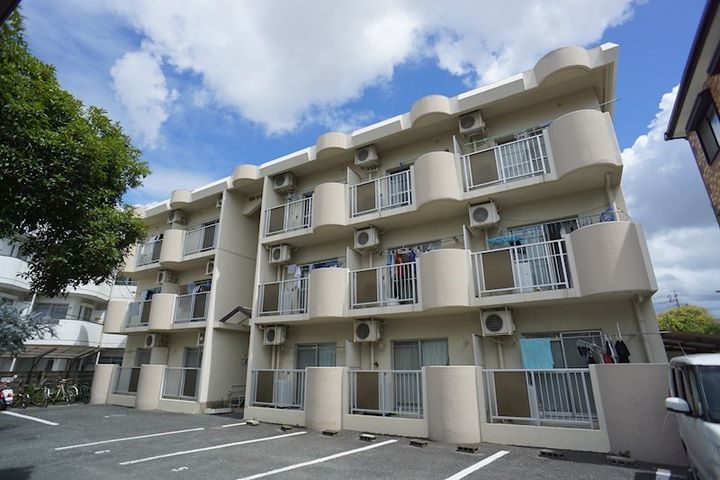 カレッジハイツI202の外観