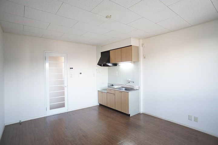 プライムコート富塚の居間