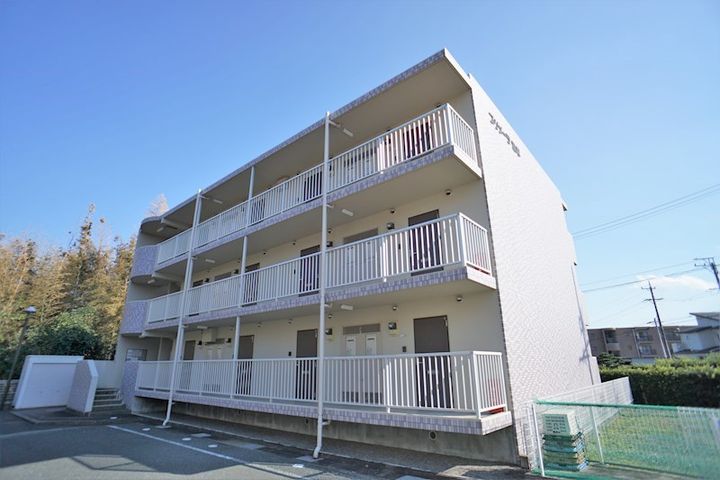 プリメーラ富塚の外観