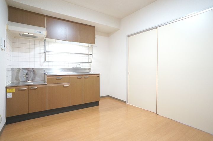 プリメーラ富塚の居間