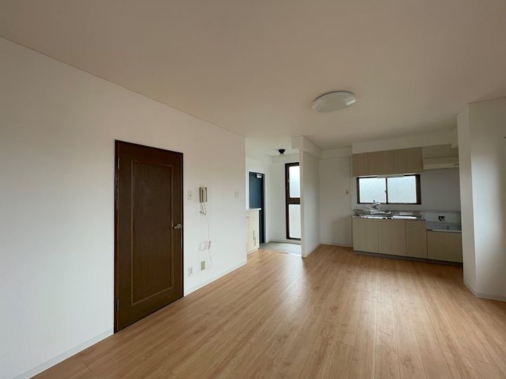 KDビルドIIの居間