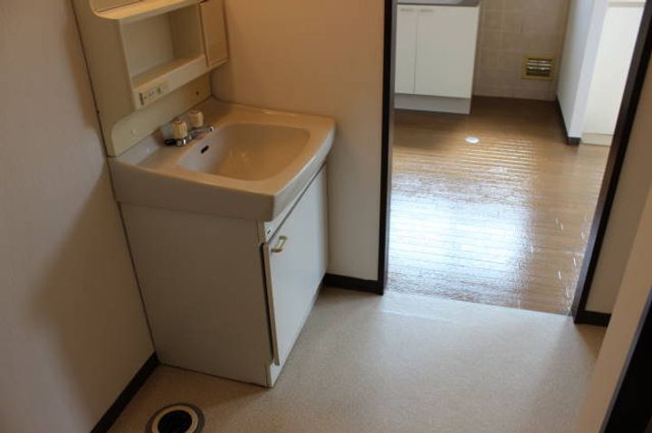 メゾン海老園C棟201の内装