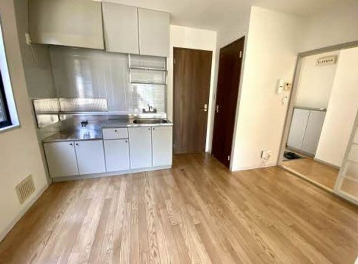 レヴールKI101の居間