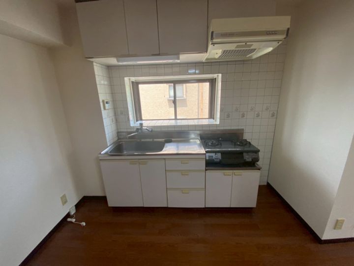 グリーンヴァリィ金光一番館0601のキッチン