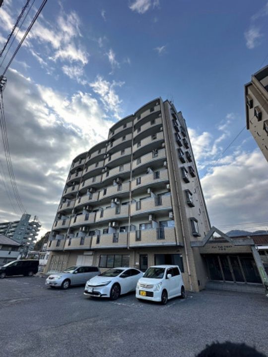 グリーンヴァリィ金光一番館0601の外観