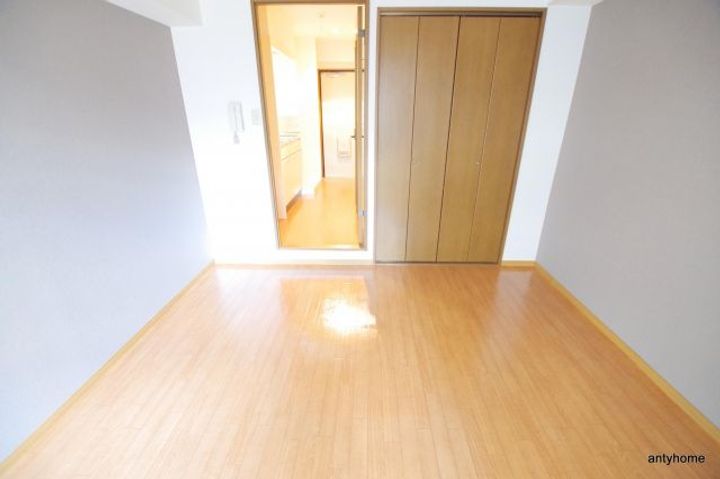 MRM北梅田の居間