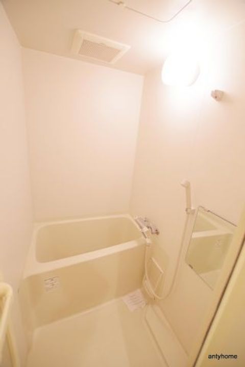 パウゼ東天満の風呂