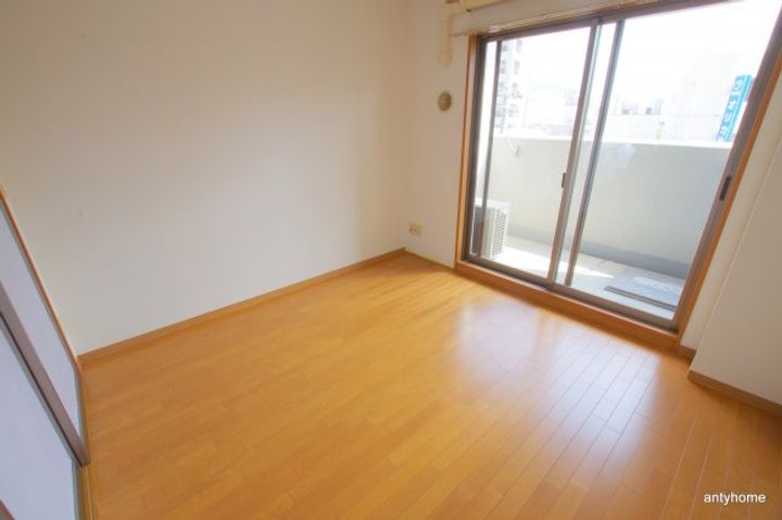 クリーデンス福島の寝室