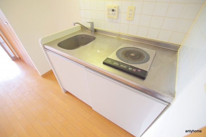 クリーデンス福島のキッチン