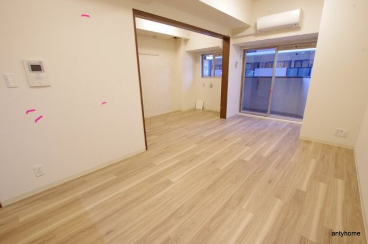 プレサンス阿波座駅前の寝室