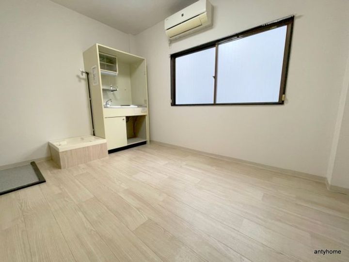 淡路メゾンフラワーの居間